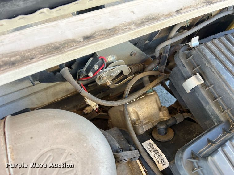 image for item NI9114 2013 Yamaha YDRAX3  golf cart