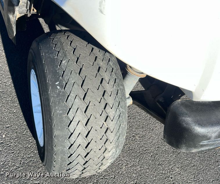 image for item NI9114 2013 Yamaha YDRAX3  golf cart