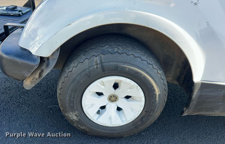 image for item NI9114 2013 Yamaha YDRAX3  golf cart