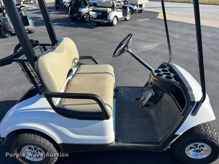 image for item NI9115 2009 Yamaha  golf cart