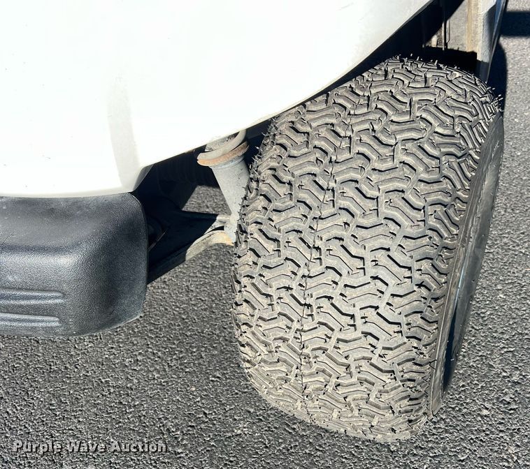 image for item NI9115 2009 Yamaha  golf cart