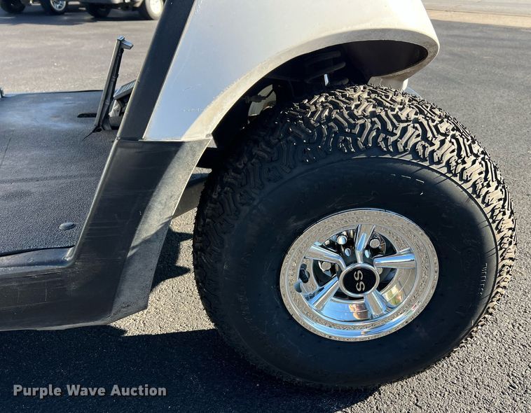 image for item NI9115 2009 Yamaha  golf cart