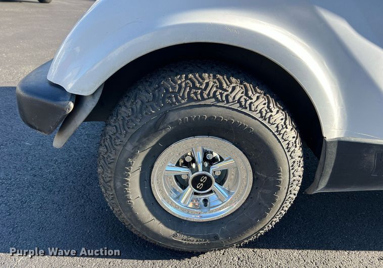 image for item NI9115 2009 Yamaha  golf cart