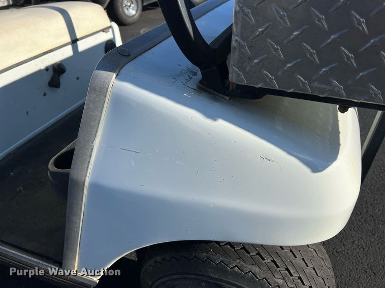 image for item NI9116 2008 Club Car DS  golf cart