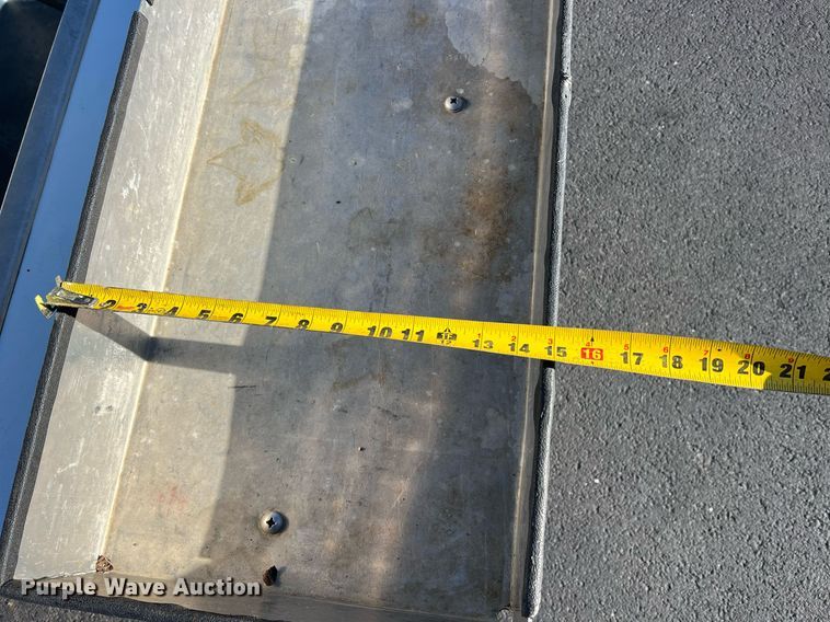 image for item NI9116 2008 Club Car DS  golf cart