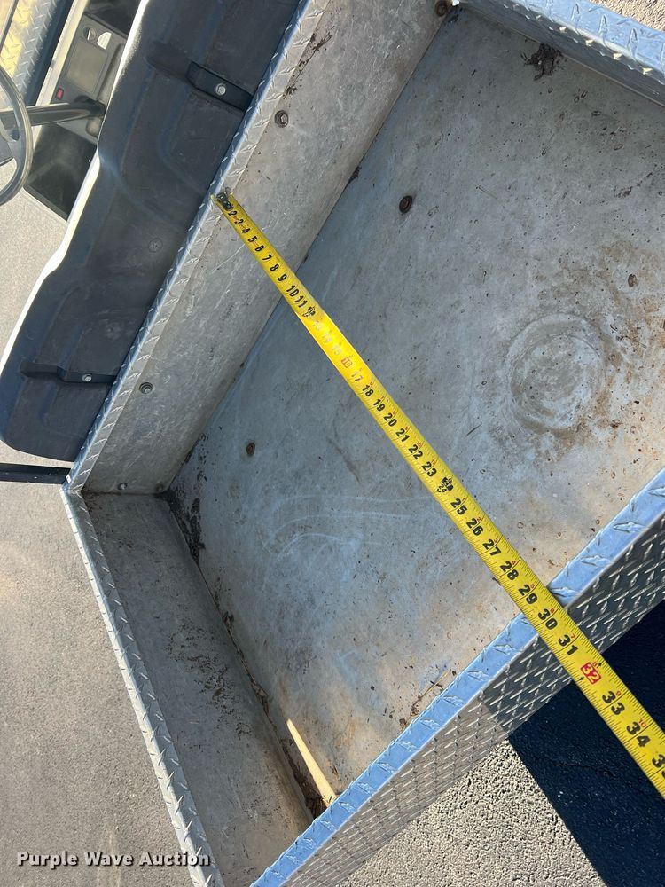 image for item NI9116 2008 Club Car DS  golf cart