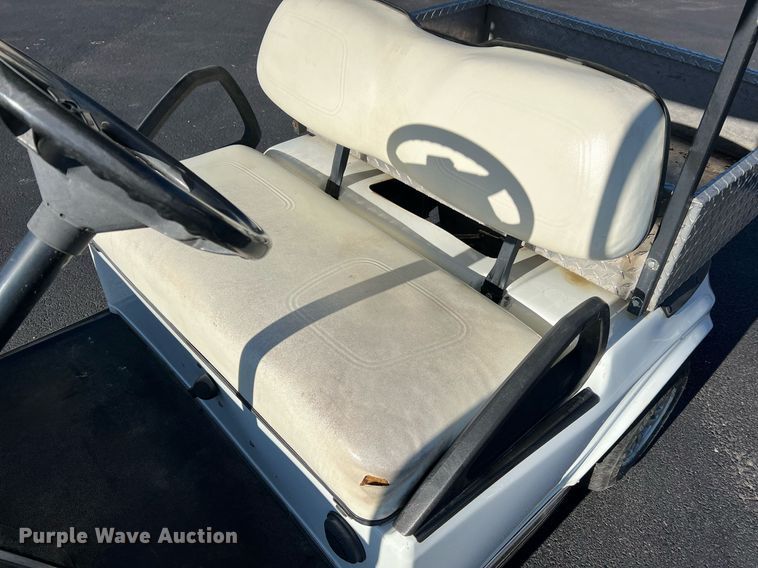 image for item NI9116 2008 Club Car DS  golf cart