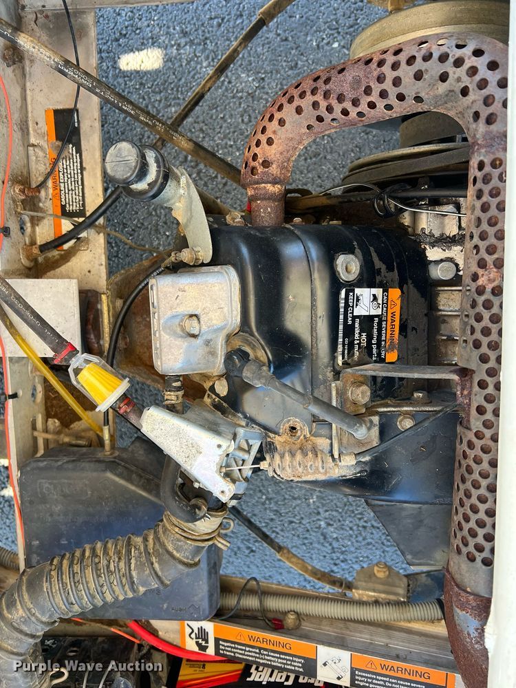 image for item NI9116 2008 Club Car DS  golf cart