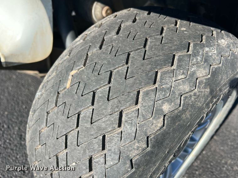 image for item NI9116 2008 Club Car DS  golf cart