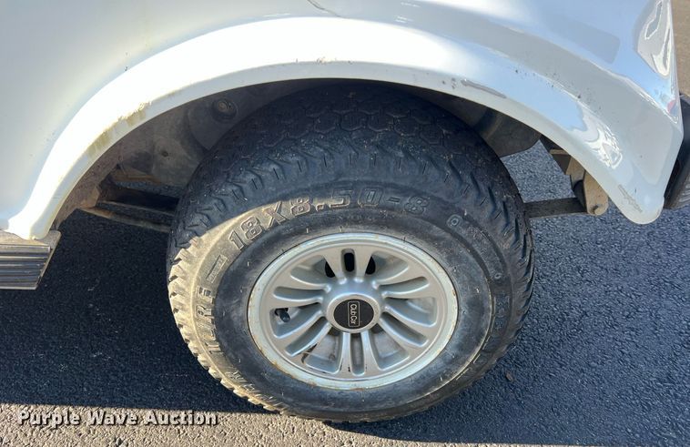 image for item NI9116 2008 Club Car DS  golf cart