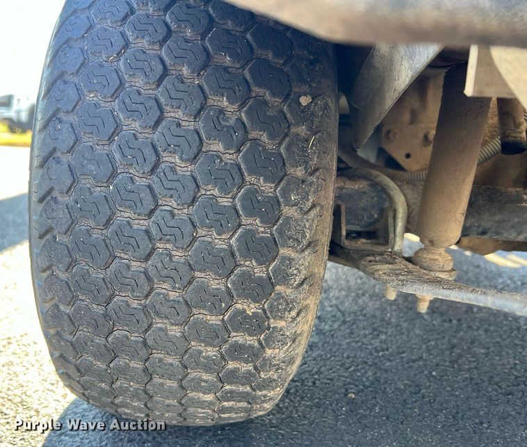 image for item NI9116 2008 Club Car DS  golf cart