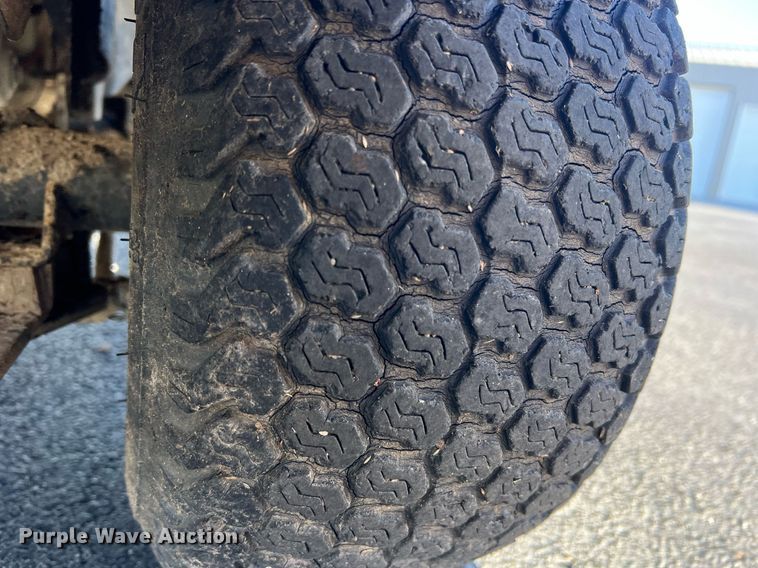 image for item NI9116 2008 Club Car DS  golf cart