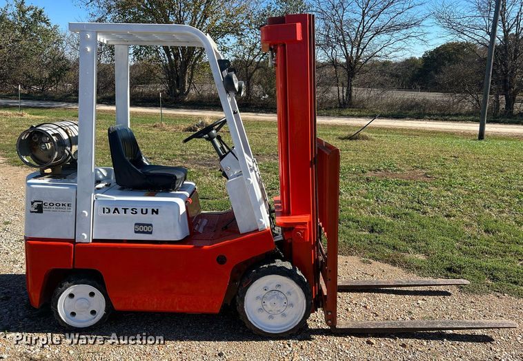 image for item NI9117 Datsun CPF02  forklift