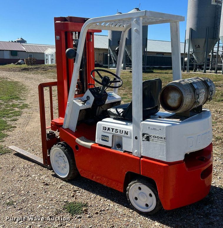 image for item NI9117 Datsun CPF02  forklift