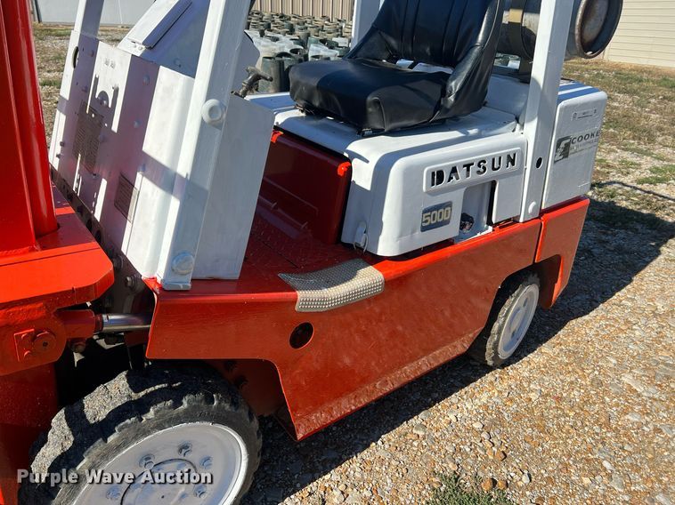 image for item NI9117 Datsun CPF02  forklift