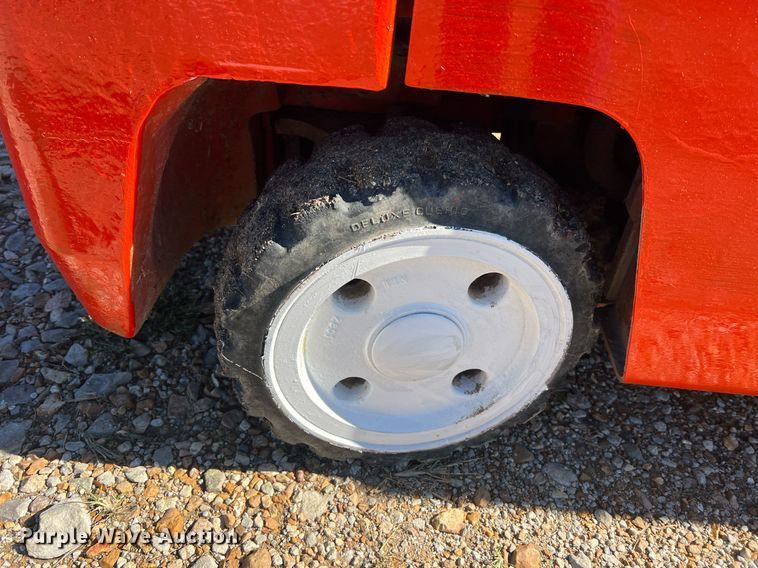 image for item NI9117 Datsun CPF02  forklift