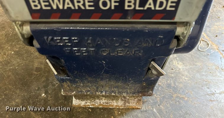 image for item NO9300 Makinex VS-125  vinyl stripper