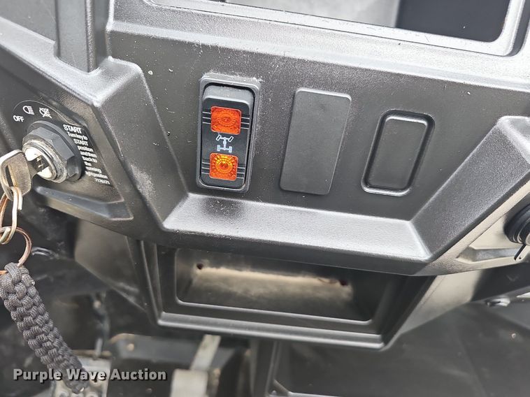 image for item NP9039 2015 Polaris Ranger Crew 570  utility vehicle