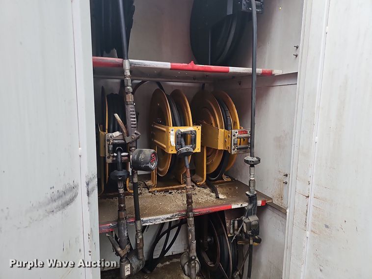 image for item NP9049 Fuel/lube bed