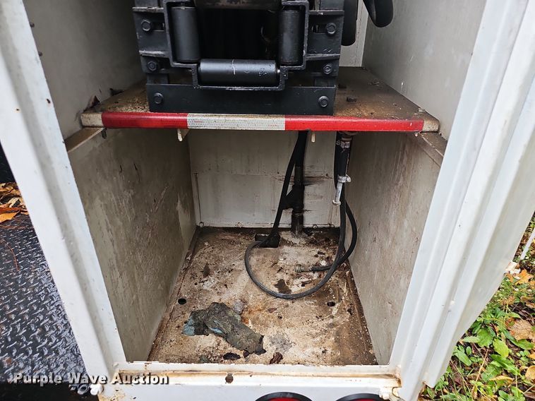 image for item NP9049 Fuel/lube bed