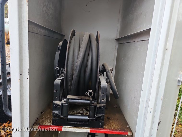 image for item NP9049 Fuel/lube bed