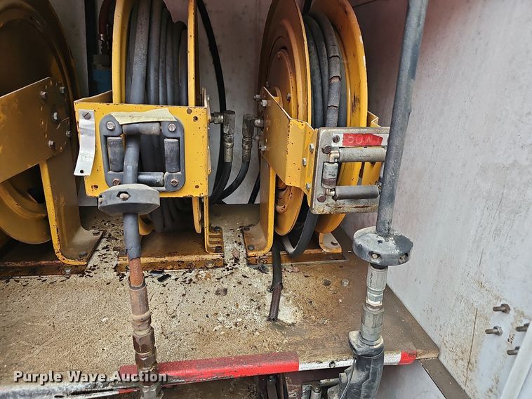 image for item NP9049 Fuel/lube bed