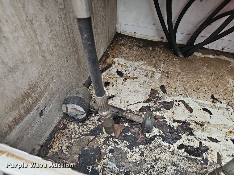 image for item NP9049 Fuel/lube bed