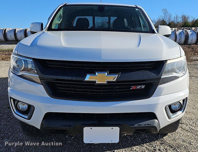 image for item NP9086 2016 Chevrolet Colorado  Crew Cab pickup truck