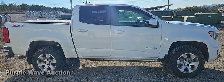 image for item NP9086 2016 Chevrolet Colorado  Crew Cab pickup truck