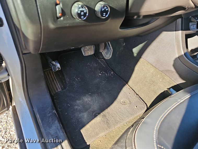 image for item NP9086 2016 Chevrolet Colorado  Crew Cab pickup truck