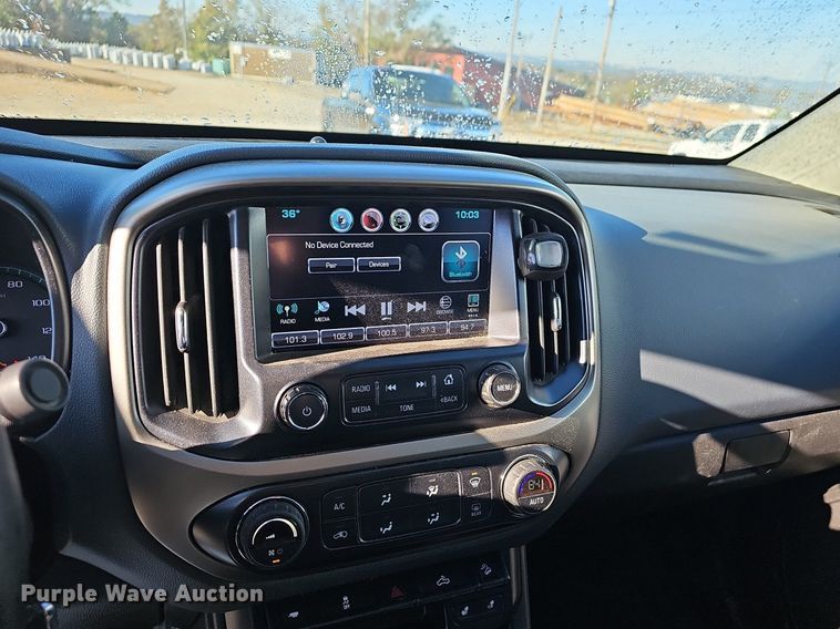 image for item NP9086 2016 Chevrolet Colorado  Crew Cab pickup truck