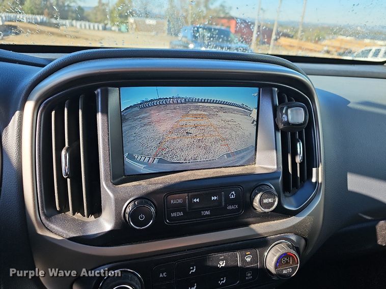 image for item NP9086 2016 Chevrolet Colorado  Crew Cab pickup truck