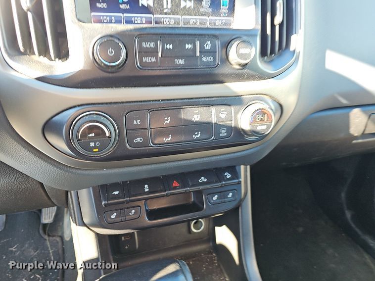 image for item NP9086 2016 Chevrolet Colorado  Crew Cab pickup truck