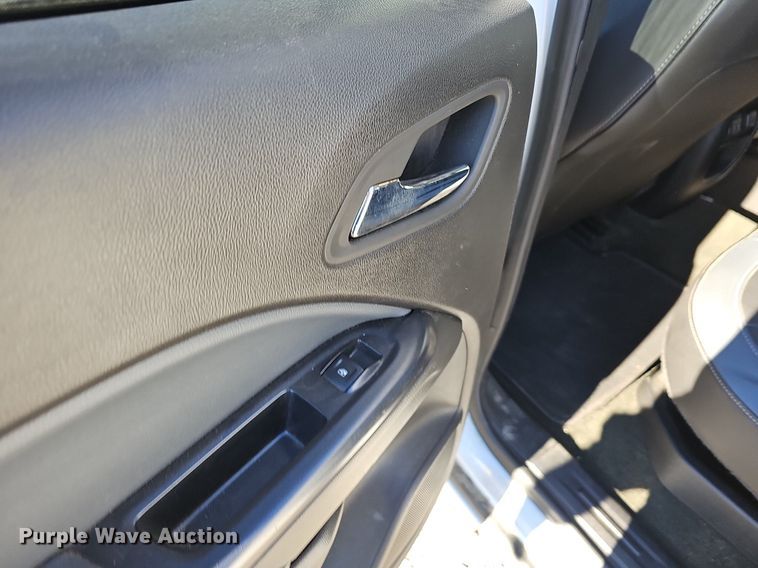 image for item NP9086 2016 Chevrolet Colorado  Crew Cab pickup truck