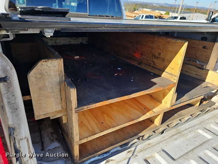 image for item NP9086 2016 Chevrolet Colorado  Crew Cab pickup truck