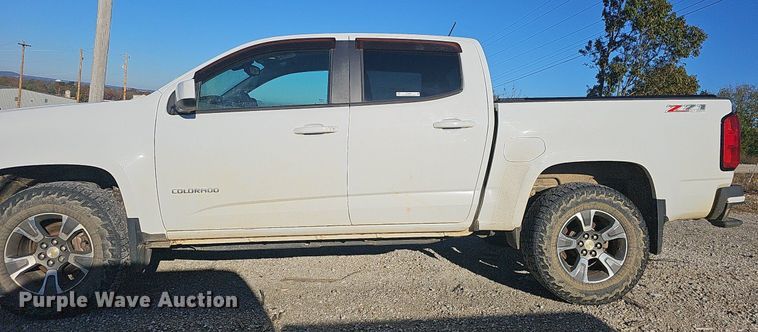 image for item NP9087 2015 Chevrolet Colorado  Crew Cab pickup truck