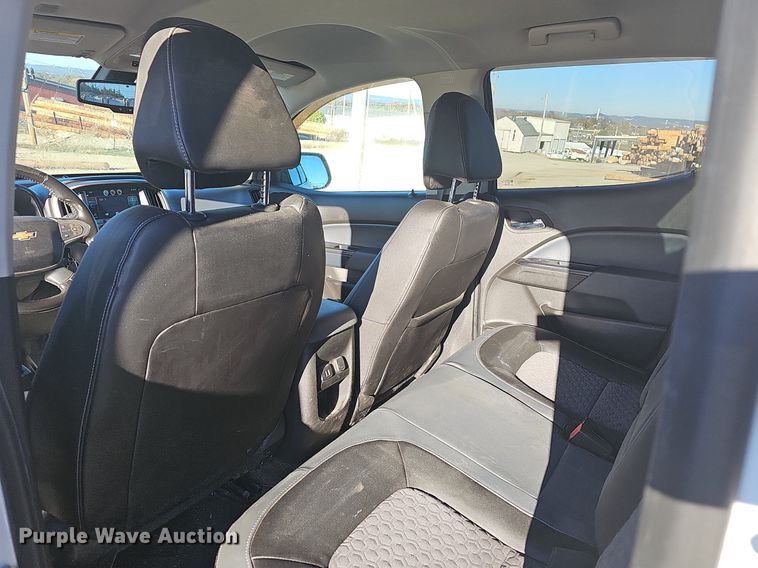 image for item NP9087 2015 Chevrolet Colorado  Crew Cab pickup truck