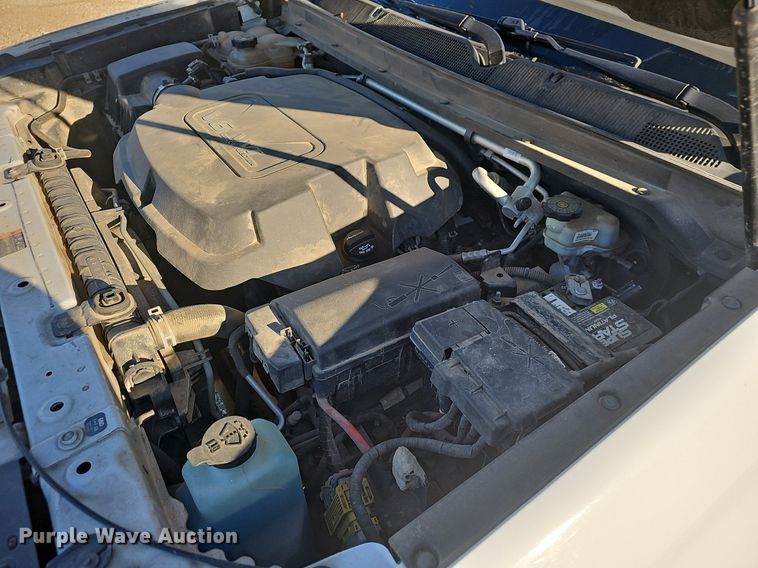 image for item NP9087 2015 Chevrolet Colorado  Crew Cab pickup truck