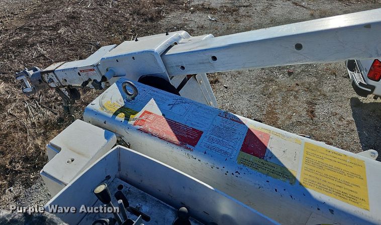 image for item NP9088 2015 Dodge Ram 5500HD  bucket truck