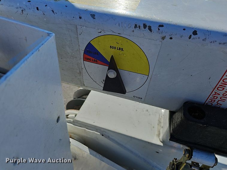 image for item NP9088 2015 Dodge Ram 5500HD  bucket truck