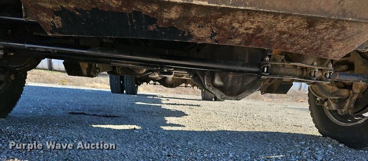 image for item NP9088 2015 Dodge Ram 5500HD  bucket truck