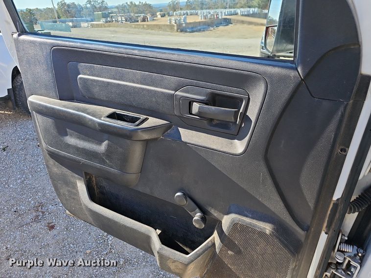 image for item NP9088 2015 Dodge Ram 5500HD  bucket truck