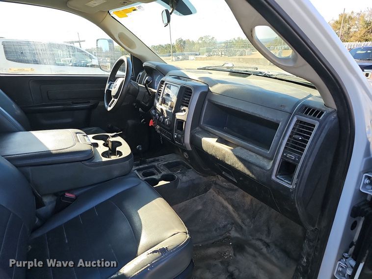 image for item NP9088 2015 Dodge Ram 5500HD  bucket truck