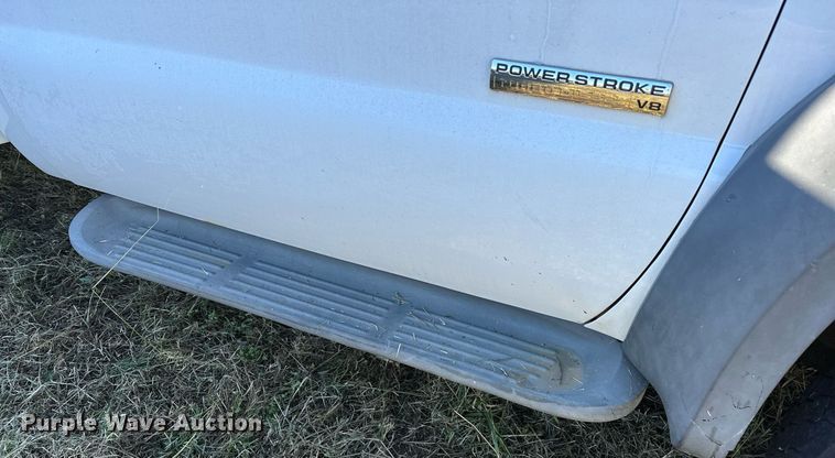 image for item NQ9504 2005 Ford F550  tow truck