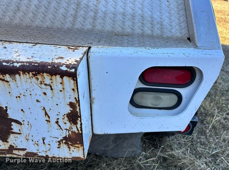 image for item NQ9504 2005 Ford F550  tow truck