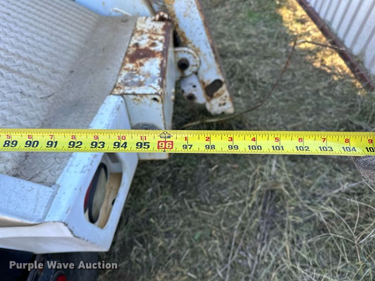 image for item NQ9504 2005 Ford F550  tow truck