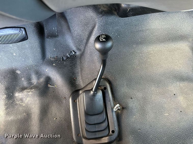 image for item NQ9504 2005 Ford F550  tow truck