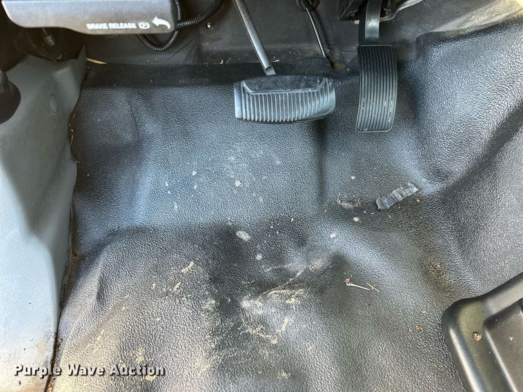 image for item NQ9504 2005 Ford F550  tow truck