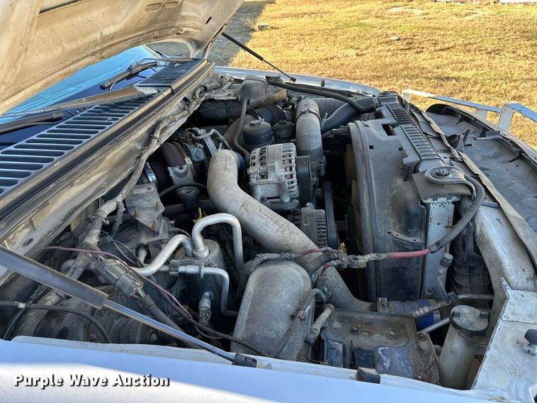 image for item NQ9504 2005 Ford F550  tow truck