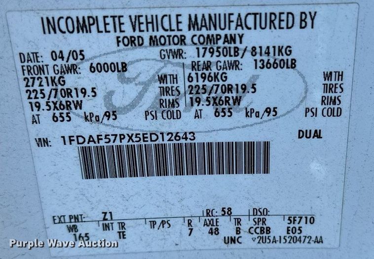 image for item NQ9504 2005 Ford F550  tow truck